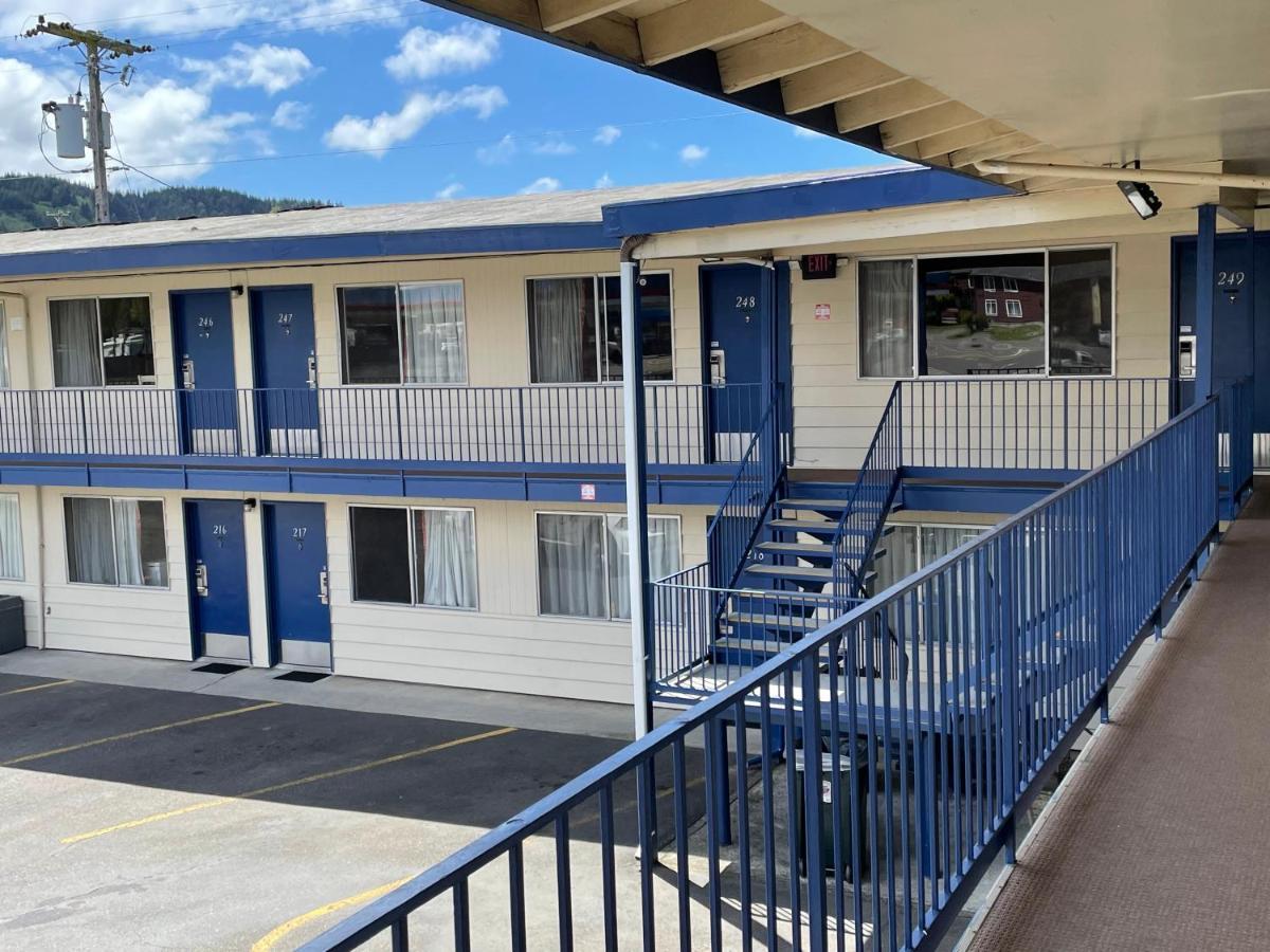 Economy Inn リーズポート エクステリア 写真